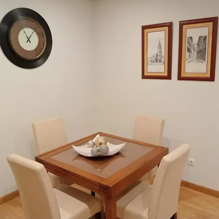 Avello Con Parking Apartment Oviédo