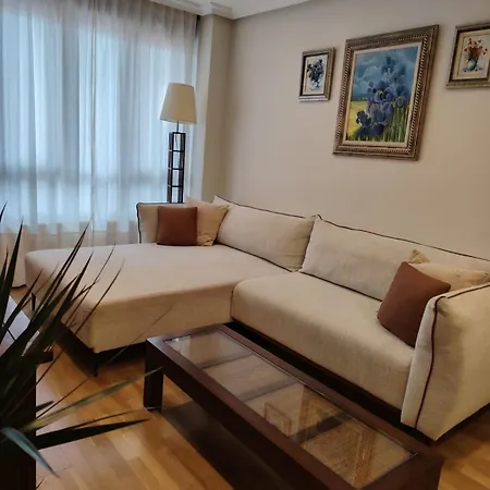 Avello Con Parking *