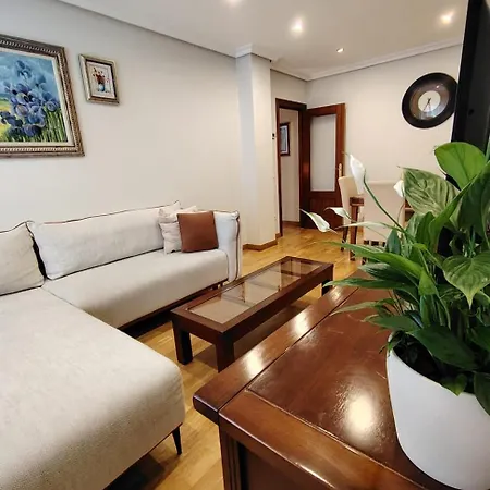 Avello Con Parking Apartment *