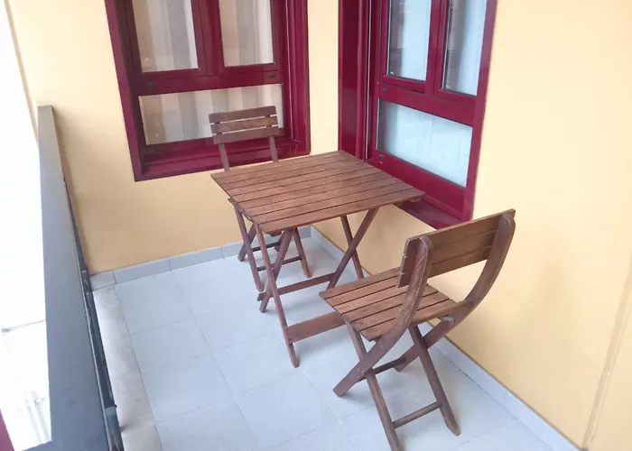 Avello Con Parking Apartment