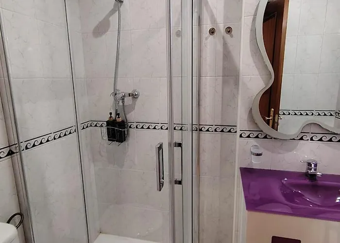 Avello Con Parking Apartment *